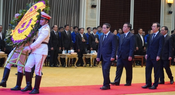 Thủ tướng Phạm Minh Chính dự Lễ truy điệu đồng chí Khamtay Siphandone