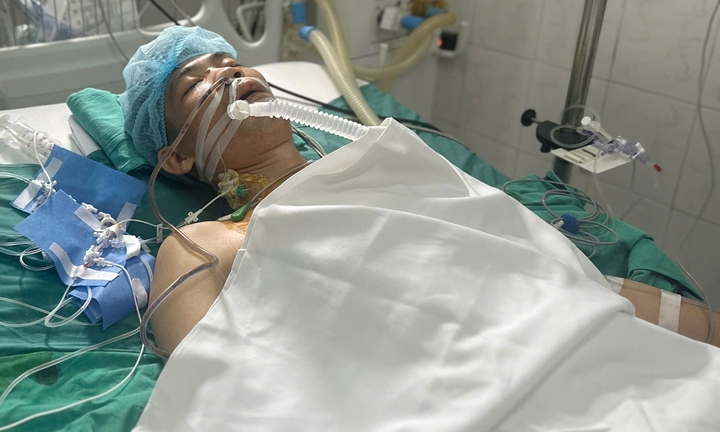 Vợ bán nốt con bò cũng không đủ tiền để chồng mổ tim