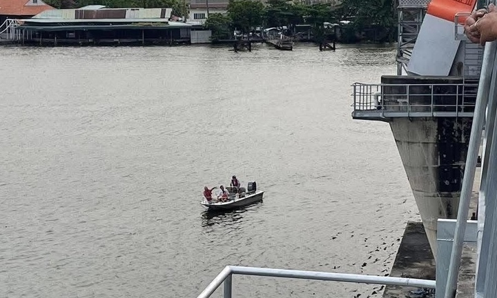 Tìm cách cứu người nhảy cầu Bình Lợi, phát hiện thi thể dưới dạ cầu