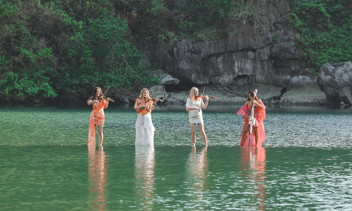 Tứ tấu Bond quay MV ở Vịnh Hạ Long