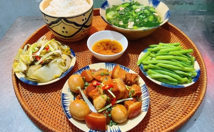 Một bữa ăn nên kéo dài bao lâu?