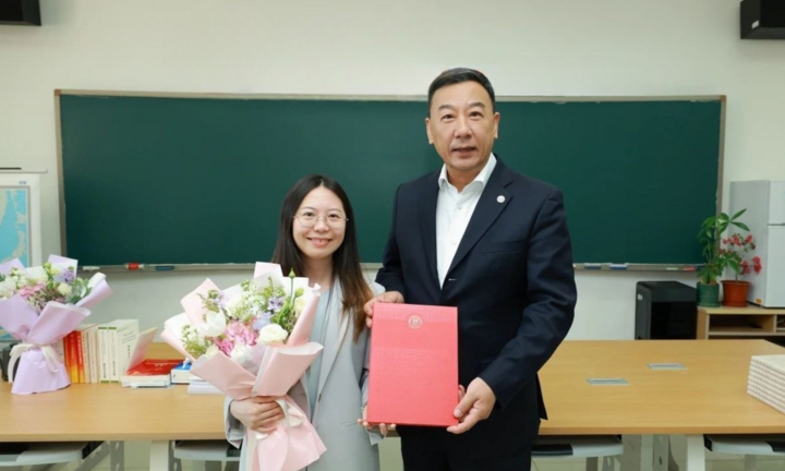 Nữ giáo sư hiếm hoi vừa được bổ nhiệm chức danh vượt cấp ở tuổi 30