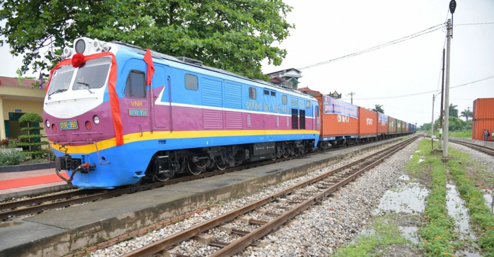 Bộ Xây dựng xin ý kiến về ‘siêu dự án’ đường sắt hơn 200.000 tỷ đồng