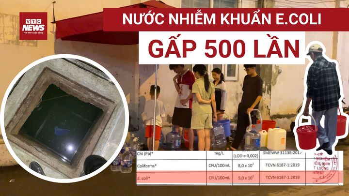 Nước máy hôi tanh, nổi váng: Dân chung cư Hà Nội xếp hàng hứng nước hàng đêm