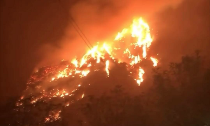 Cháy rừng Ba Sao, lửa lan từ Hoà Bình sang Hà Nam