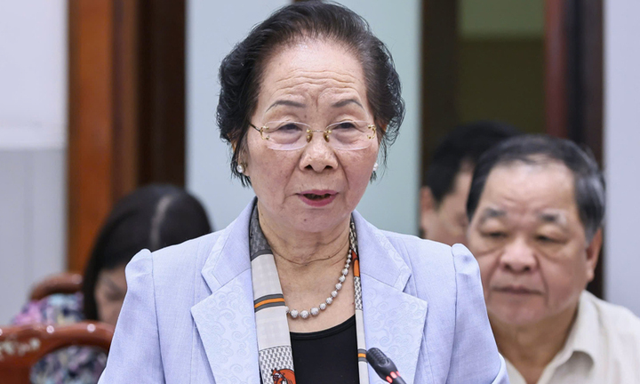 Từ vụ gần 600 loại sữa giả, phải chấm dứt 'một mâm cơm 5 người quản lý'