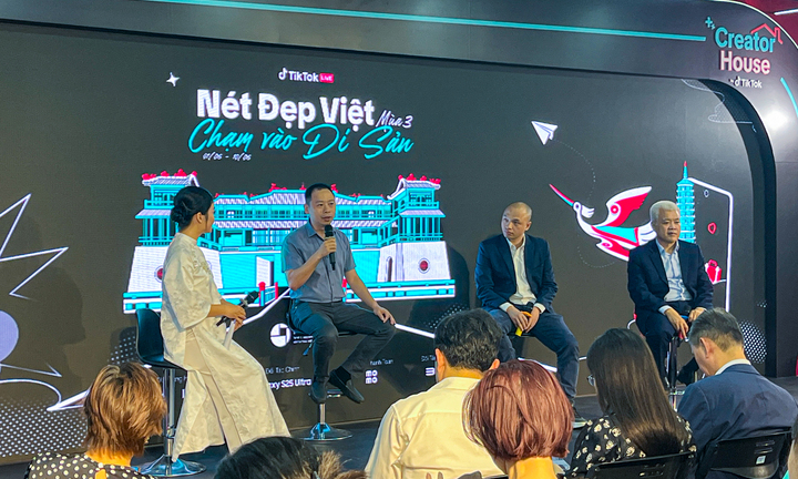 Giới trẻ 'đi tour' di sản bằng điện thoại: Công nghệ thúc đẩy du lịch bền vững