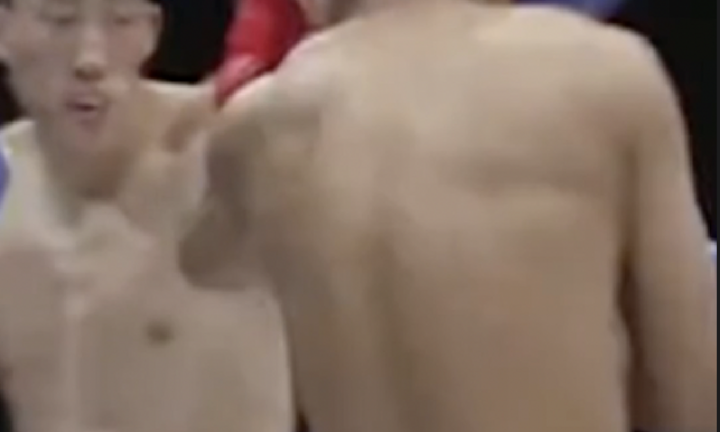 Nhà vô địch Muay Thái Lan bị hạ đo ván chỉ sau 47 giây 