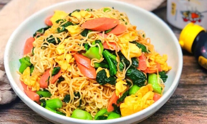 Cách xào mỳ của người Trung Quốc, đảm bảo dai ngon, không vón cục