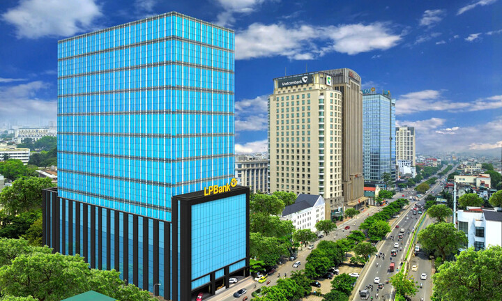 Một ngân hàng giảm tới hơn 1.600 nhân viên chỉ trong 3 tháng