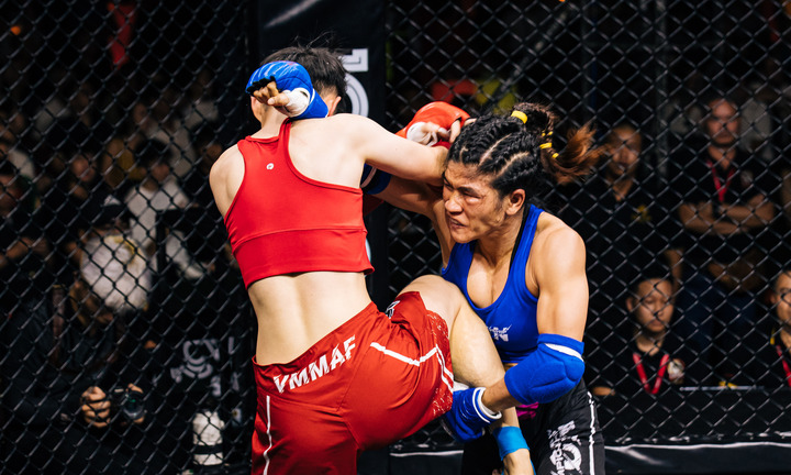 Vì sao 'nữ hoàng muay Thái' trả lại đai vô địch Lion Championship?