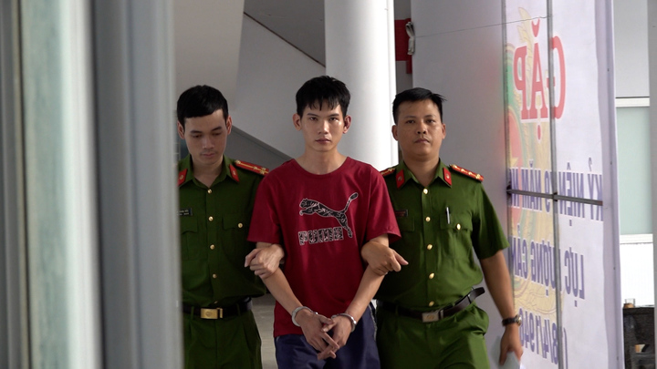 Đánh bạc trên mạng thua, nam thanh niên giết đồng nghiệp rồi cướp vàng