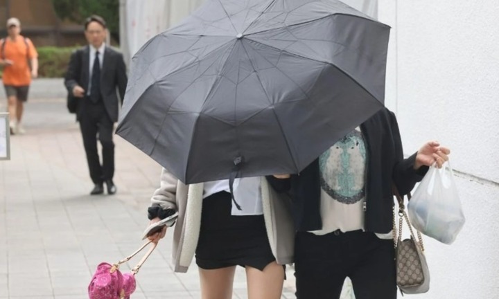 Nữ sinh mua bằng giả đại học danh tiếng nước ngoài để đậu thạc sĩ