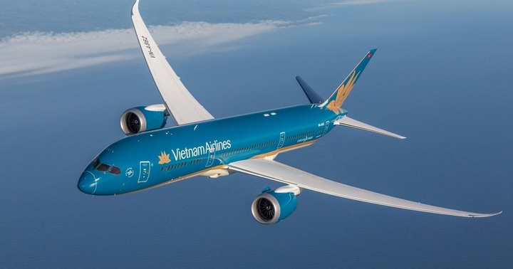 Yêu cầu tăng chuyến bay đến TP.HCM dịp kỷ niệm 50 năm thống nhất đất nước