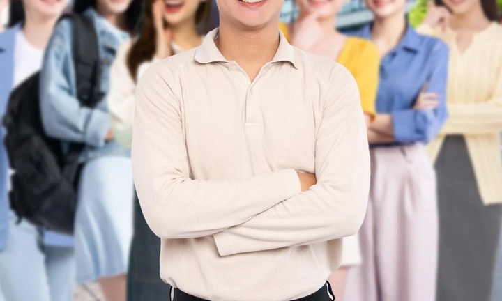 Dùng chứng minh thư giả hẹn hò nhiều nữ sinh, ép phá thai, giảng viên bị sa thải