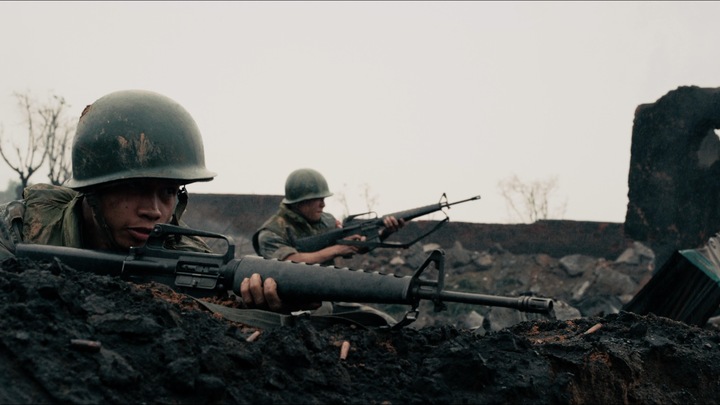 Phim 'Mưa đỏ' tái hiện hình ảnh chân thực đến nghẹt thở 81 ngày đêm khốc liệt