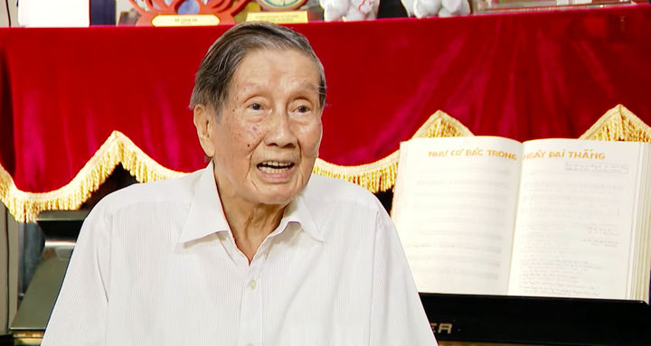 Nhạc sĩ Phạm Tuyên kể lại khoảnh khắc sáng tác 'Như có Bác trong ngày đại thắng'