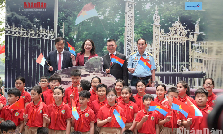 Báo Nhân Dân công bố đợt truyền thông đặc biệt mừng 50 năm Giải phóng miền Nam, thống nhất đất nước