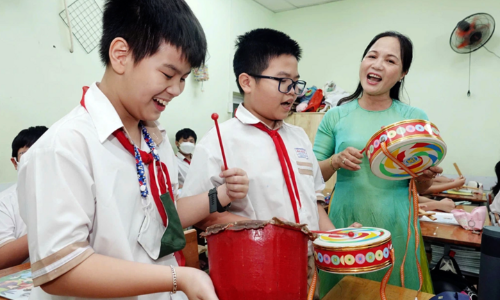 Quy định mới nhất: Giáo viên không được làm quá 2 nhiệm vụ cùng lúc