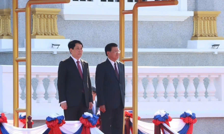 Lễ đón chính thức Chủ tịch nước Lương Cường thăm cấp Nhà nước CHDCND Lào