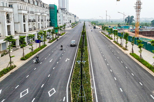 Toàn cảnh tuyến đường hơn 700 tỷ nối hai quận Hà Nội vừa được thông xe