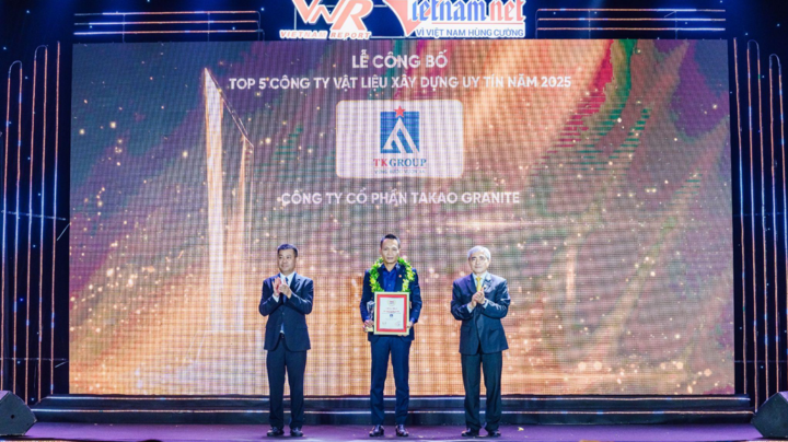 Takao tự hào khi đạt cú đúp giải thưởng lớn năm 2025