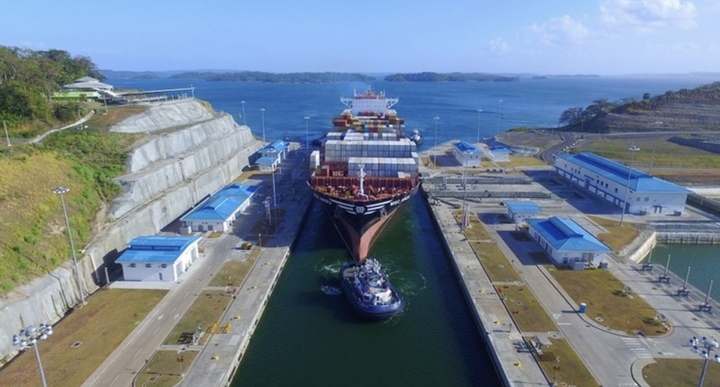 Ông Trump yêu cầu cho phép Mỹ tự do đi qua kênh đào Panama, Suez