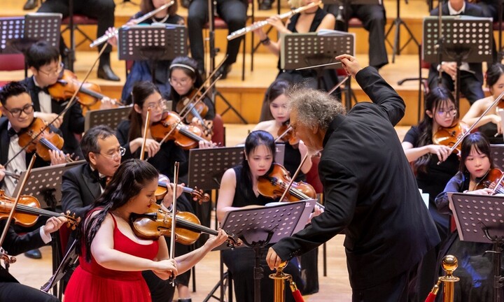 Sara Dragan và Dàn nhạc Giao hưởng Hà Nội thăng hoa trong đêm nhạc Tchaikovsky