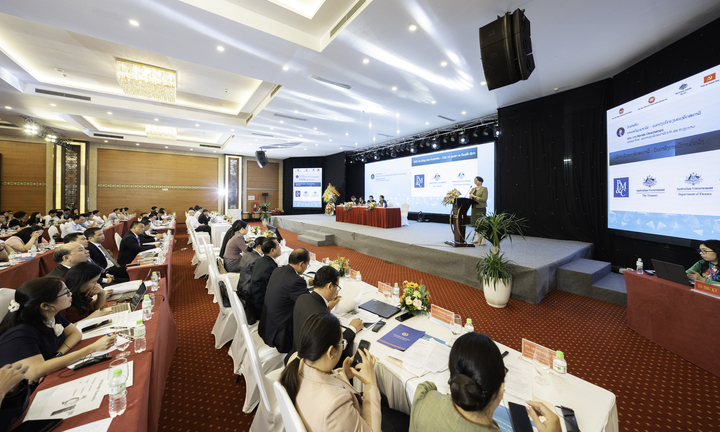 Hội thảo ba bên Việt Nam - Lào - Australia về quản trị hành chính công