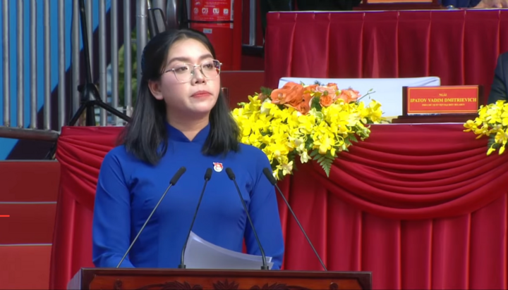 Bài phát biểu xúc động của cô gái đại diện thế hệ trẻ tại Lễ kỷ niệm 30/4