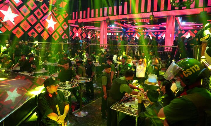 Chủ quán bar ở Bình Thuận cùng 41 người dương tính ma túy