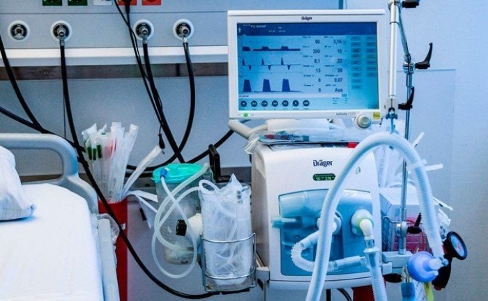 Bé trai vụ 'không được cấp cứu vì chưa đủ tiền viện phí' cai máy thở