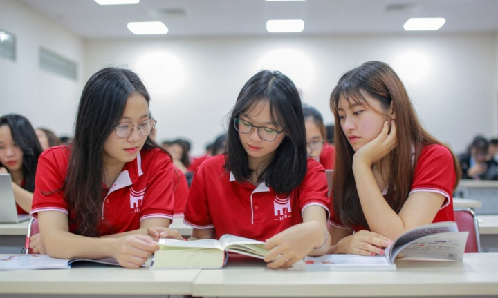 8 tổ hợp xét tuyển vào trường Đại học Kinh tế - ĐH Quốc gia Hà Nội 2025