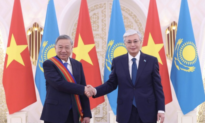 Việt Nam – Kazakhstan nâng cấp quan hệ, ký nhiều thỏa thuận hợp tác