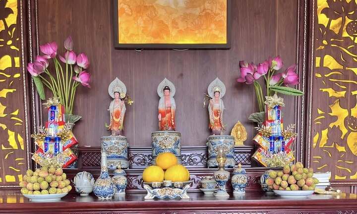 Cách cúng lễ Phật đản 2025 tại nhà