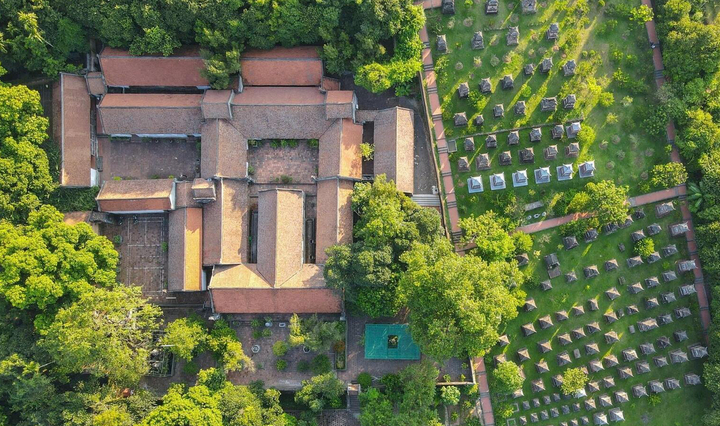 Chiêm ngưỡng ngôi chùa cổ vùng Kinh Bắc có vườn tháp lớn nhất Việt Nam