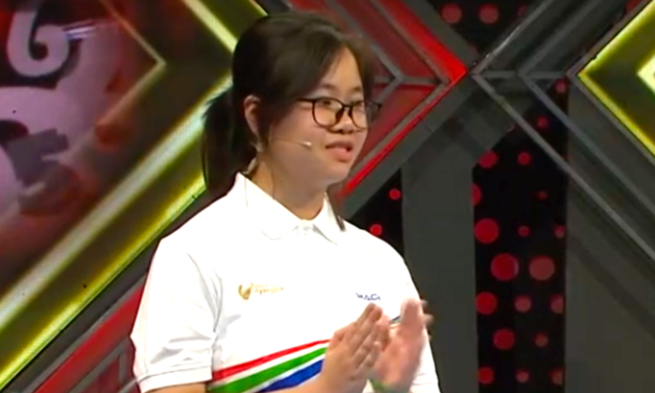 Cô bé hạt tiêu hạ gục 3 thí sinh nam, giành vòng nguyệt quế Olympia