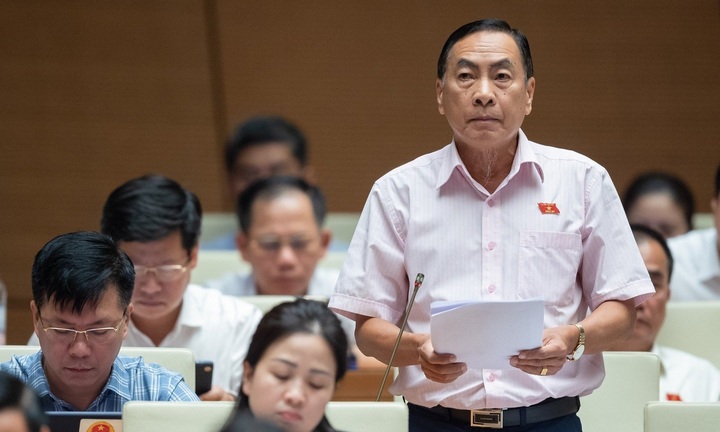 ĐBQH: Doanh nghiệp Nhà nước có được đầu tư bất động sản, chứng khoán?