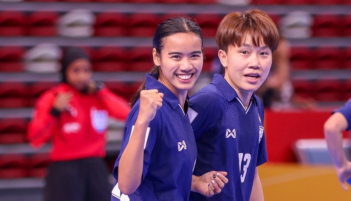 Thái Lan ở gần vé dự World Cup, Indonesia thua tan nát Trung Quốc