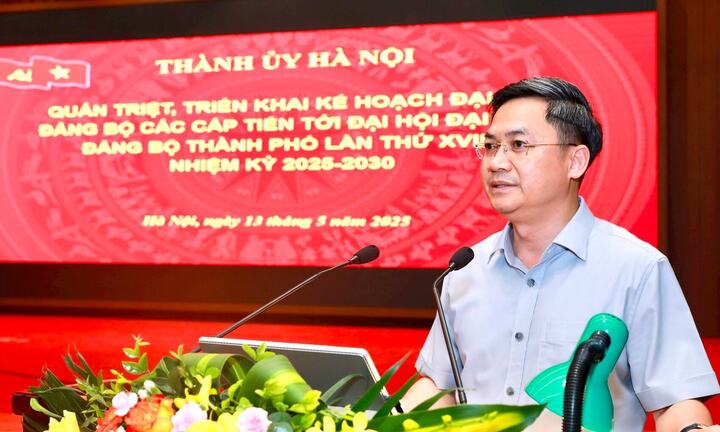 Ưu tiên cán bộ nữ làm bí thư xã, phường mới ở Hà Nội