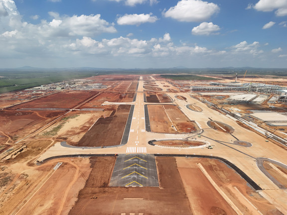 Cận cảnh đường cất hạ cánh sân bay Long Thành sẵn sàng phục vụ bay hiệu chuẩn