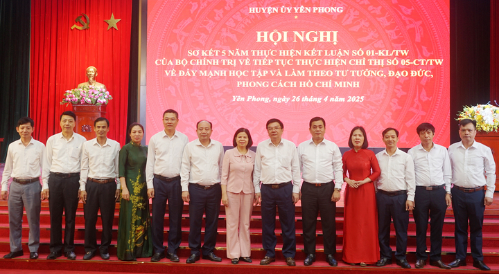 Huyện Yên Phong sơ kết 5 năm thực hiện Kết luận số 01-KL/TW