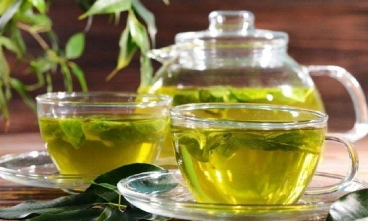 Trà xanh tốt đến mấy cũng đừng uống vào thời điểm này