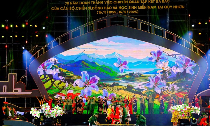 Bình Định kỷ niệm 70 năm hoàn thành việc chuyển quân tập kết ra Bắc