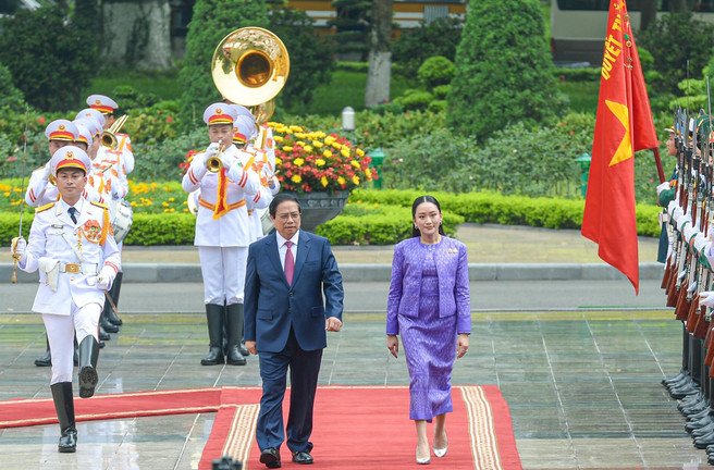 Thủ tướng Phạm Minh Chính chủ trì lễ đón Thủ tướng Thái Lan 