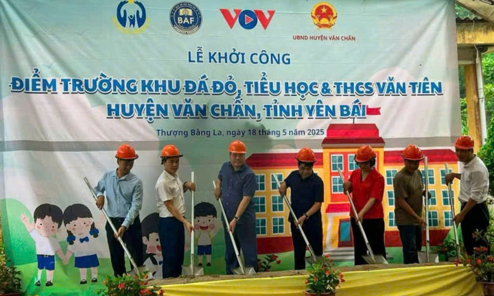 Khởi công điểm trường Đá Đỏ-Viên gạch đầu tiên của đề án 'Tuổi trẻ và tương lai'