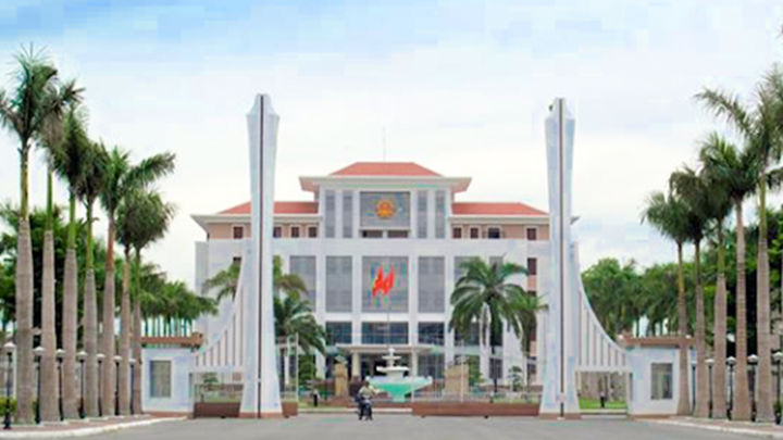 Phó Trưởng phòng ở Quảng Nam nhận hơn 3,2 tỷ đồng hỗ trợ khi nghỉ hưu trước tuổi
