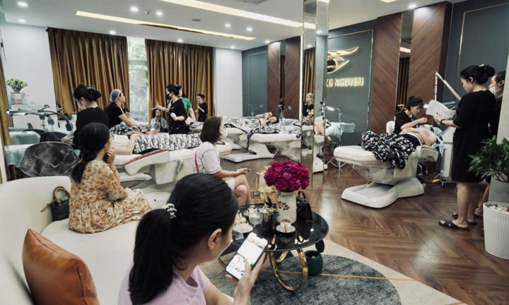 Thương Nguyễn Eyebrows Beauty chú trọng đào tạo nội bộ, nâng cao tay nghề