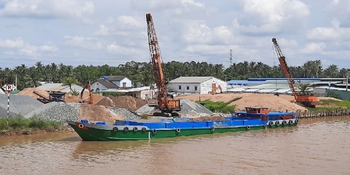 Bộ Xây dựng yêu cầu tăng cường giám sát khai thác cát sỏi