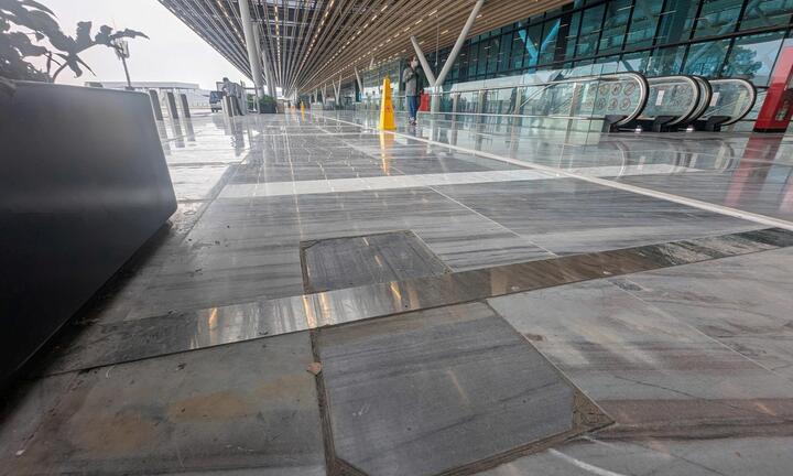 Lý do nền nhà ga T3 Tân Sơn Nhất bong tróc dù mới khánh thành